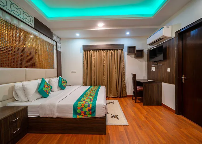 Deluxe King Room