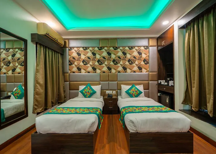 Standard Queen Room